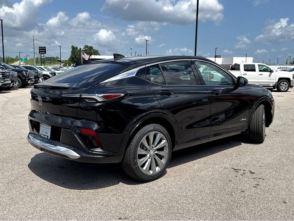 New 2026 Buick Envista Sport Touring FWD image 2