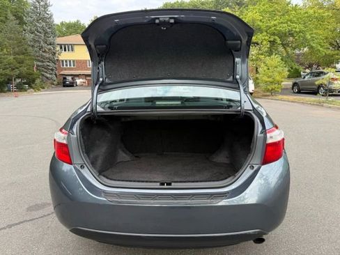 Used 2015 Toyota Corolla S Premium image 5