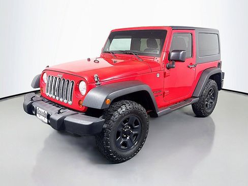 Used 2013 Jeep Wrangler Sport w/ Connectivity Group AWD/4WD image 6