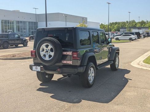 Used 2019 Jeep Wrangler Unlimited Sport S AWD/4WD image 5