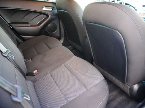 Used 2018 Kia Forte LX image 21