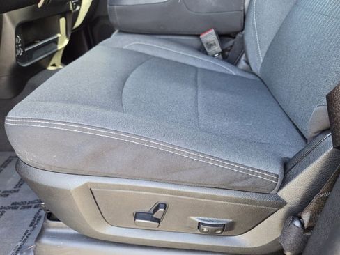 Used 2024 RAM 2500 Big Horn w/ Night Edition image 11