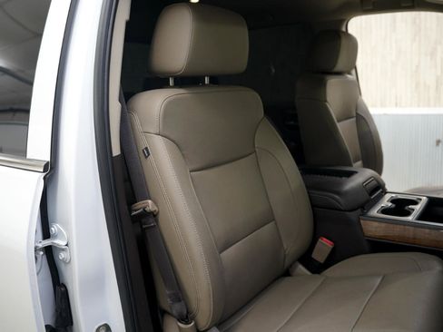 Used 2018 GMC Sierra 1500 SLT w/ SLT Premium Package image 30