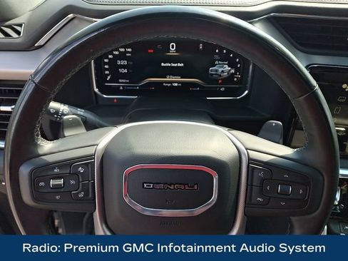 Used 2025 GMC Sierra 1500 Denali AWD/4WD image 4