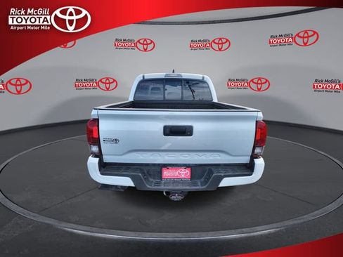 Used 2023 Toyota Tacoma SR AWD/4WD image 7