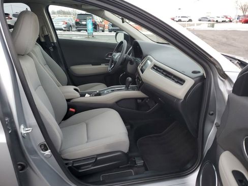 Used 2021 Honda HR-V EX image 30
