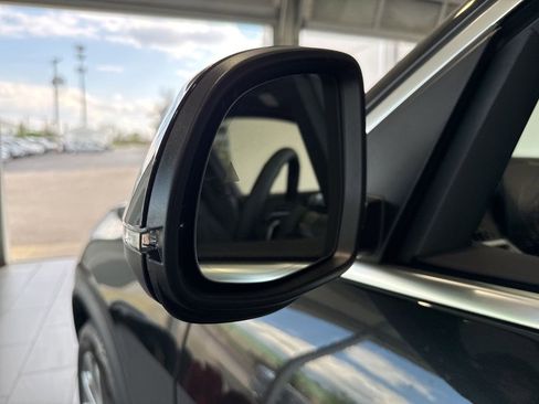 New 2026 BMW X5 xDrive40i w/ Climate Comfort Package image 13