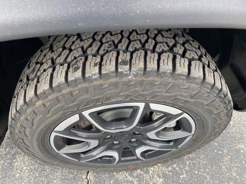 Used 2024 Jeep Compass Trailhawk w/ Trailhawk Convenience Group image 17