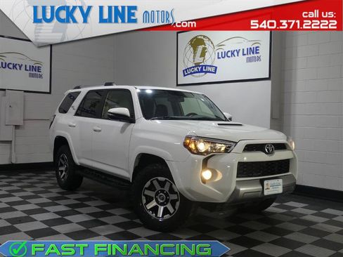 Used 2018 Toyota 4Runner TRD Off-Road Premium AWD/4WD image 1