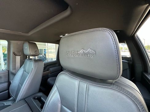 Used 2022 Chevrolet Silverado 3500 High Country w/ Z71 Off-Road Package AWD/4WD image 14