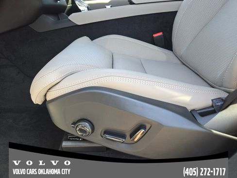 New 2026 Volvo XC90 B6 Ultra w/ Lounge Package AWD/4WD image 23