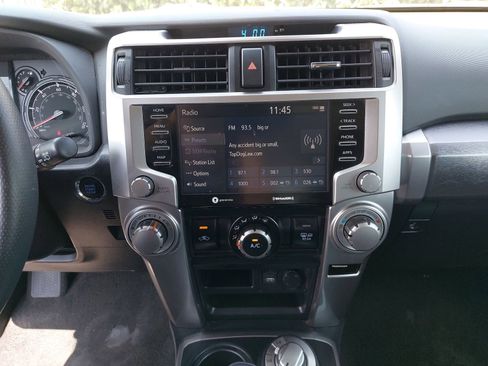 Used 2021 Toyota 4Runner SR5 AWD/4WD image 19