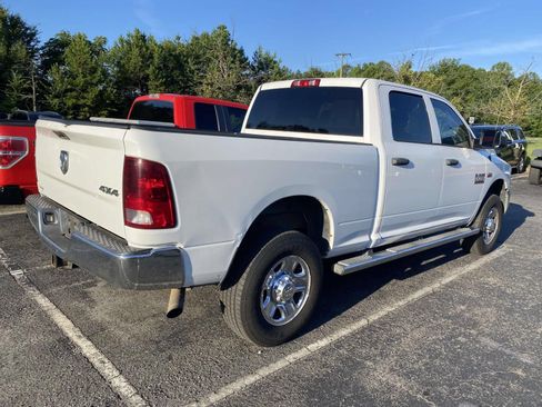 Used 2014 RAM 2500 Tradesman w/ Chrome Appearance Group AWD/4WD image 5