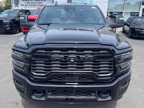 Used 2025 RAM 2500 Big Horn AWD/4WD image 2