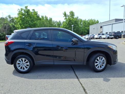 Used 2016 MAZDA CX-5 Sport FWD image 2