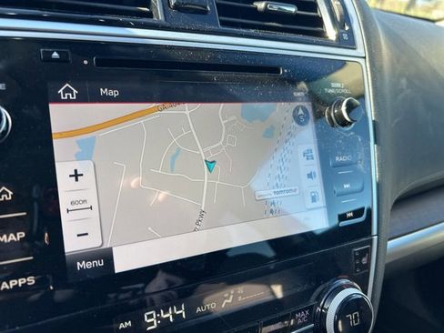 Used 2019 Subaru Outback 2.5i Limited image 11