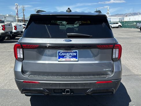 Used 2025 Ford Explorer ST-Line w/ ST-Line Street Pack AWD/4WD image 6