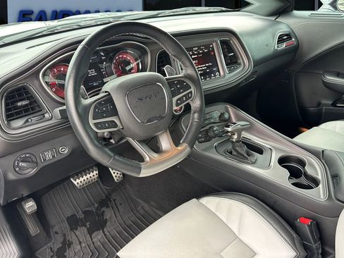 Used 2023 Dodge Challenger SRT Hellcat RWD image 14