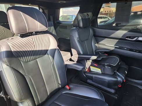Used 2024 Hyundai Palisade Calligraphy image 18