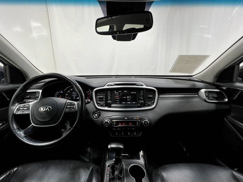 Used 2019 Kia Sorento EX AWD/4WD image 19