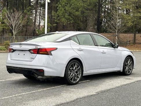 Certified 2024 Nissan Altima 2.0 SR image 24