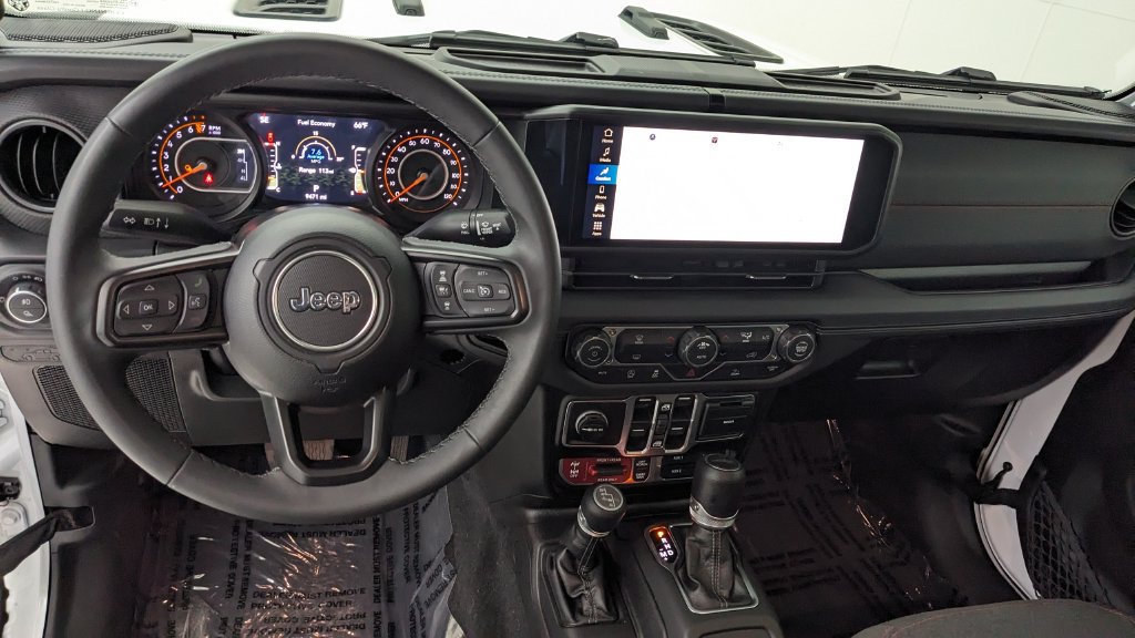 Used 2026 Jeep Gladiator Rubicon AWD/4WD image 3