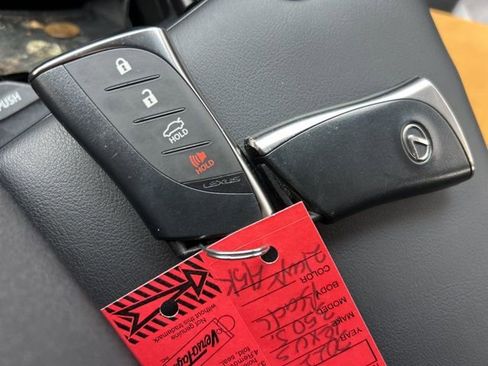 Used 2022 Lexus ES 350 F Sport image 23