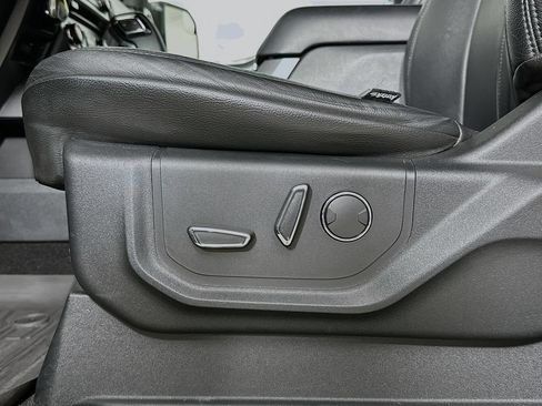 Used 2018 Ford F150 XLT w/ Equipment Group 302A Luxury AWD/4WD image 23