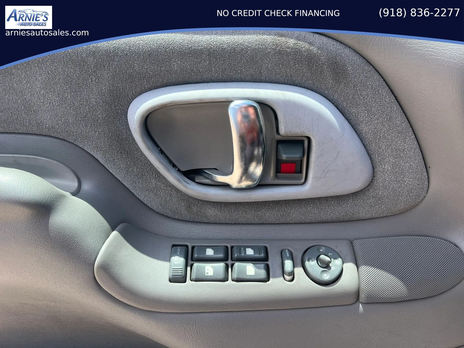 Used 1997 Chevrolet Suburban 2WD w/ Preferred Equipment Group 2 image 12