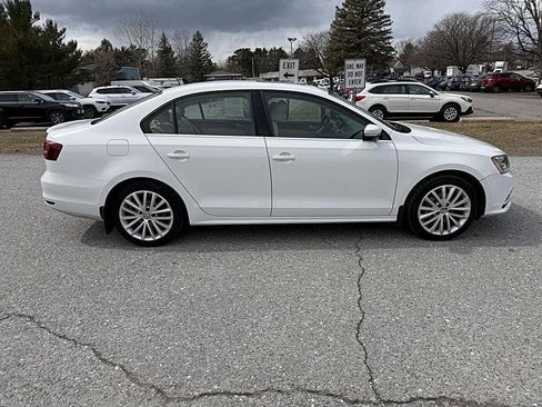 Used 2016 Volkswagen Jetta SEL w/ Lighting Package image 6