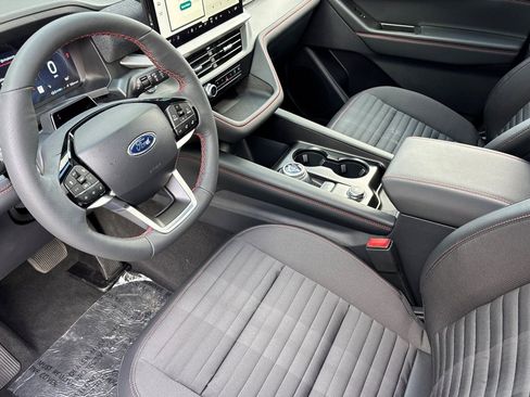 New 2026 Ford Explorer ST-Line w/ ST-Line Street Pack image 11