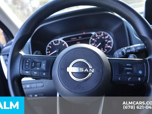 Used 2024 Nissan Rogue SV image 29