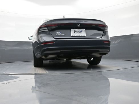 Certified 2023 Honda Accord LX image 30