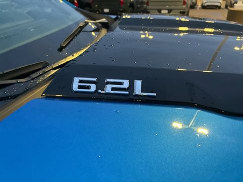 Used 2025 Chevrolet Silverado 1500 ZR2 w/ Technology Package image 6