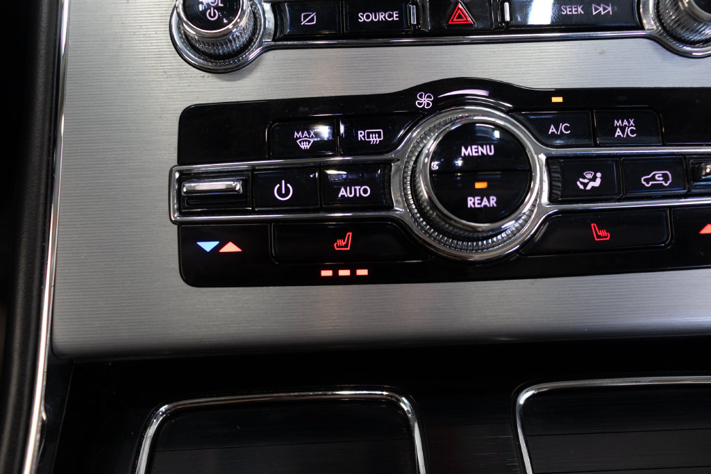 Used 2023 Lincoln Aviator AWD image 37