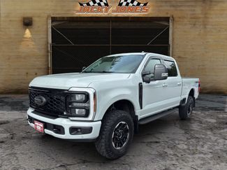 Used 2025 Ford F350 Lariat w/ Lariat Ultimate Package AWD/4WD video 2