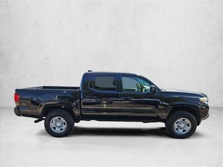 Used 2020 Toyota Tacoma SR AWD/4WD video 4