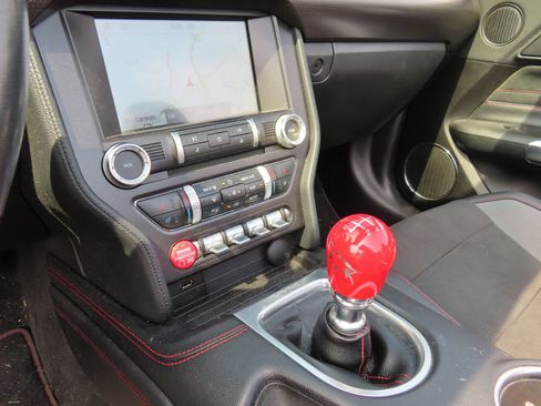 Used 2021 Ford Mustang GT Premium w/ Equipment Group 401A RWD image 20