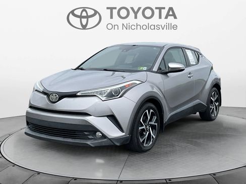 Used 2018 Toyota C-HR XLE FWD image 1