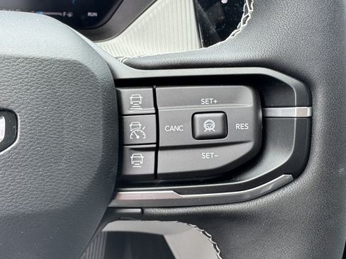 New 2026 Jeep Cherokee Laredo AWD/4WD image 32