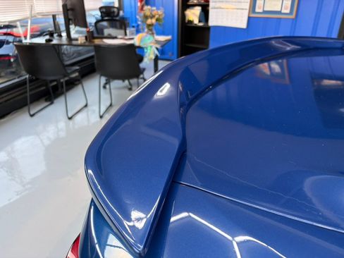Used 2023 Chevrolet Camaro LT RWD image 7