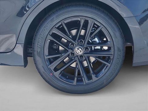 New 2026 Toyota Camry SE FWD image 10