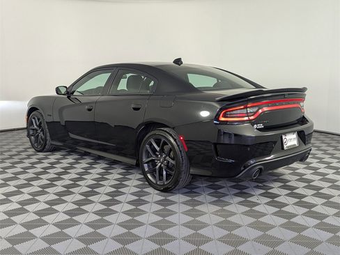Used 2023 Dodge Charger R/T w/ Blacktop Package image 7