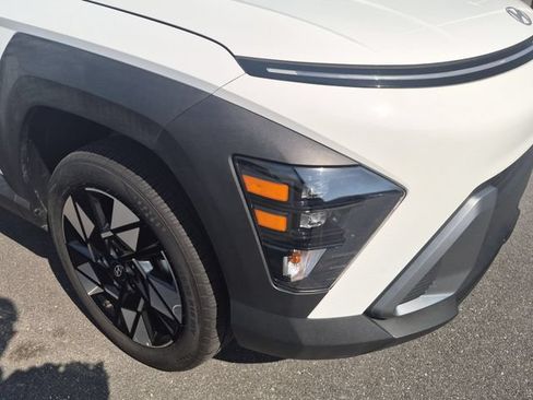 Used 2025 Hyundai Kona SEL AWD/4WD image 9