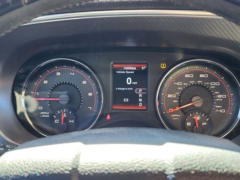 Used 2013 Dodge Charger SE w/ Connectivity Group image 17