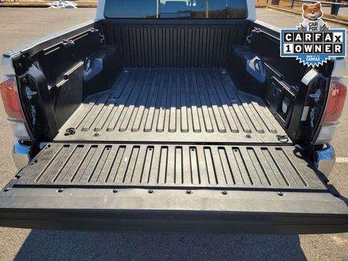 Used 2023 Toyota Tacoma TRD Off-Road image 10