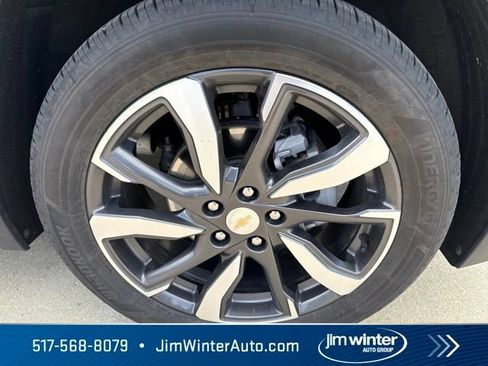 Certified 2024 Chevrolet Equinox Premier w/ LPO, Floor Liner Package FWD image 5