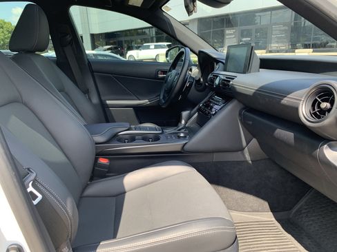 Used 2024 Lexus IS 350 F Sport RWD image 35