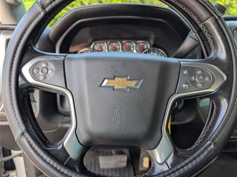 Used 2015 Chevrolet Silverado 2500 LT AWD/4WD image 25