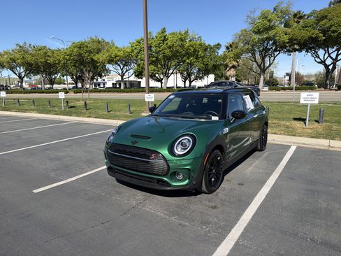 Used 2021 MINI Cooper Clubman S w/ Driver Assistance Package image 5